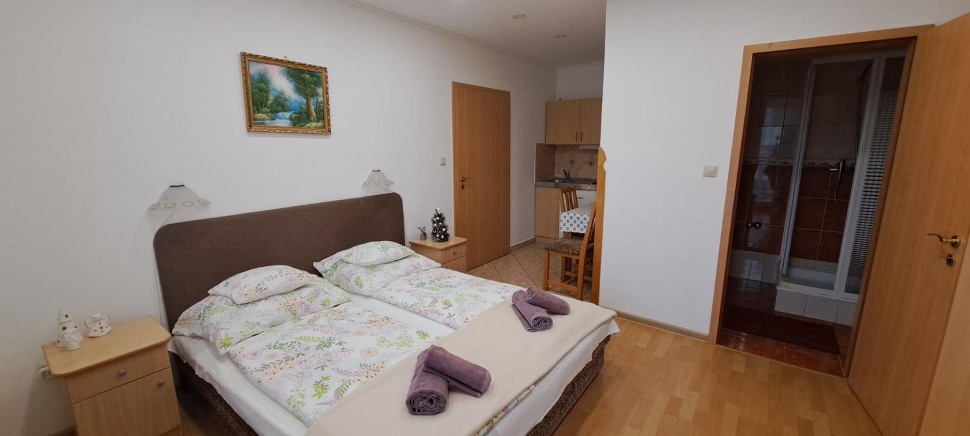 Gizella Apartmanhaus Bük Exteriör bild