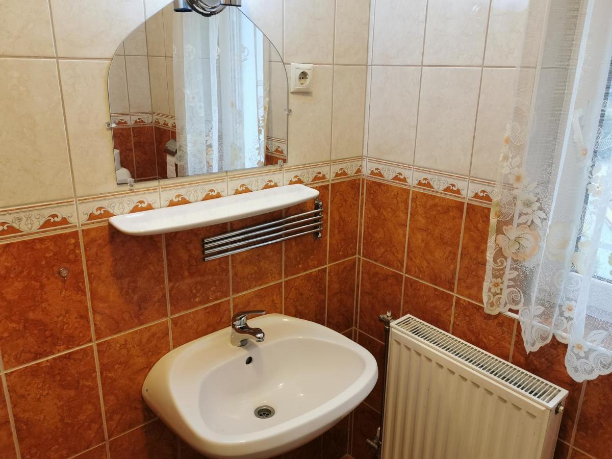 Gizella Apartmanhaus Bük Exteriör bild